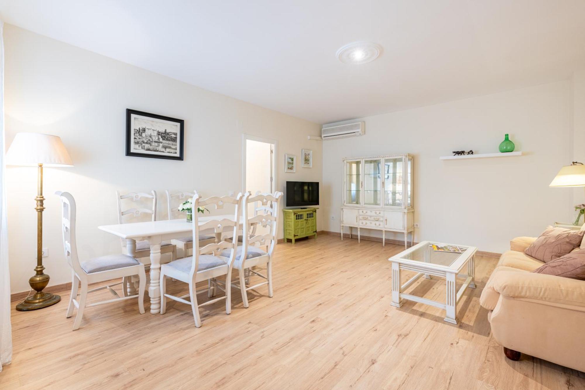 San Bernardo By Thegoodtourist Apartment Севиля Екстериор снимка